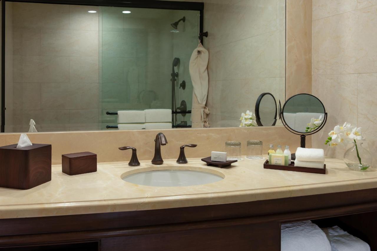 Westlake Village Inn Bagian luar foto